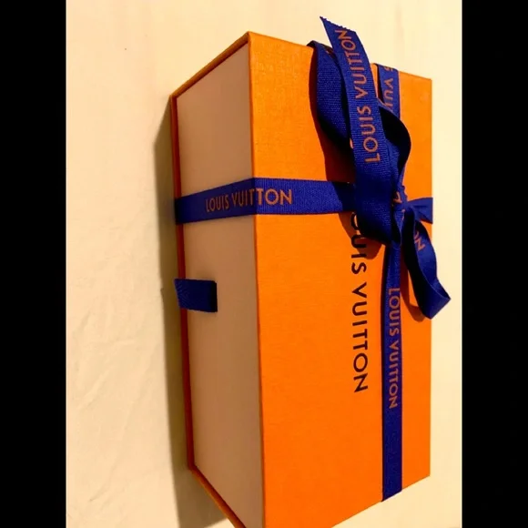 Louis Vuitton Sunglasses Case, box and Ribbon Louis Vuitton | Accessories | Louis Vuitton Empty Glasses  main image 3